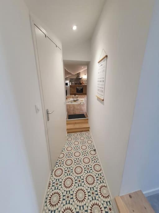 Forez - Atypique Et Authentique Apartamento Saint-Galmier